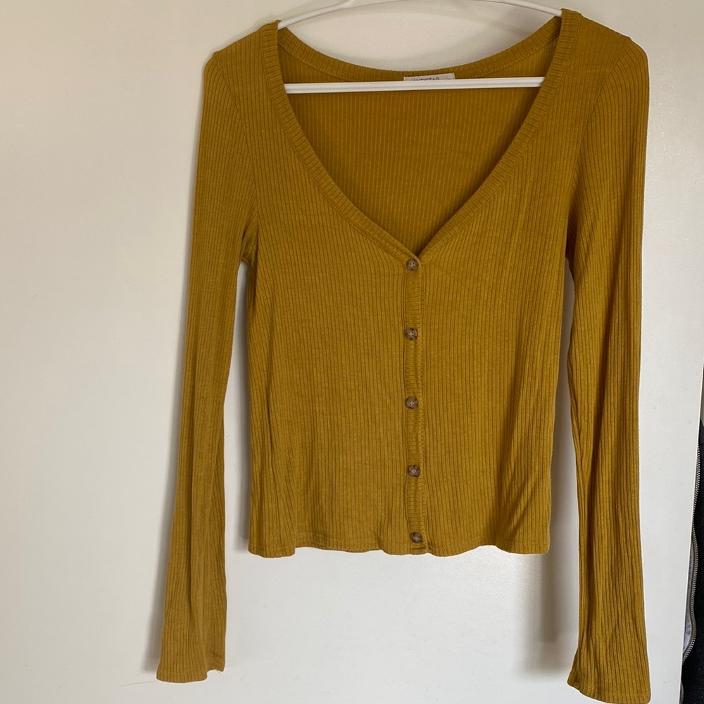 Antistar mustard yellow long sleeve, size small, excellent preloved condition